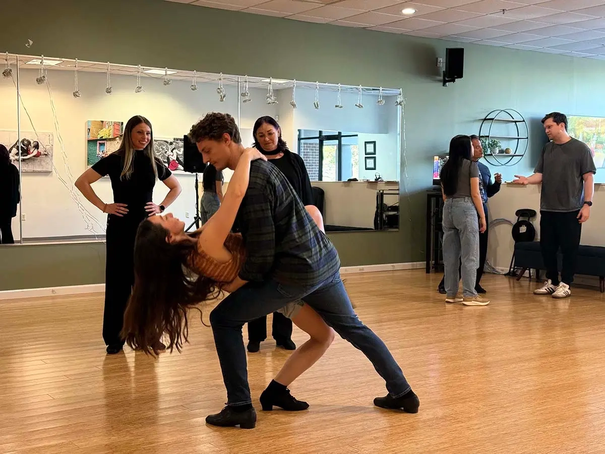 Wedding dance choreography instruction